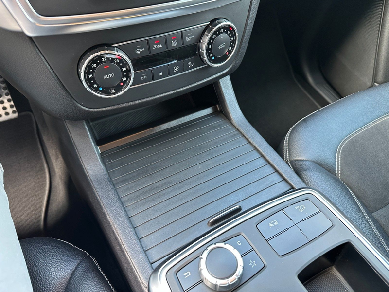 Mercedes-Benz ML 350 AMG AHK 3,5t Memory Kamera Comand — photo 12