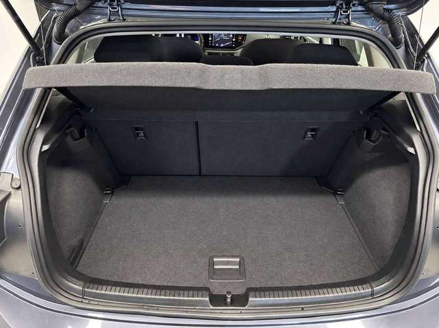 Volkswagen Polo — photo 16