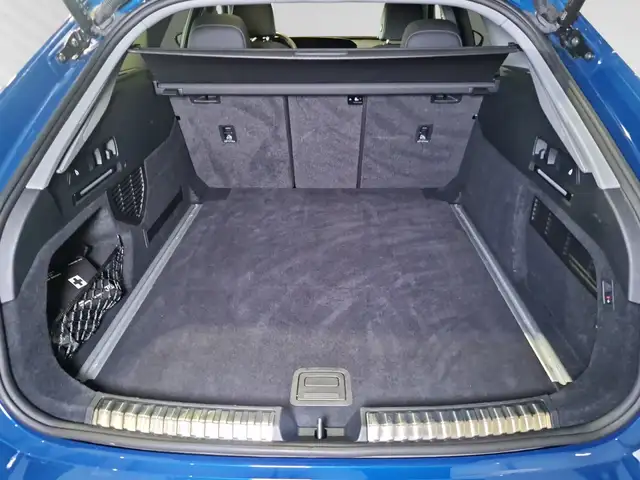 Audi A6 view 10