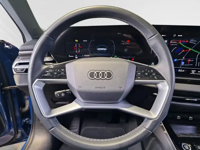 Audi A6 view 13