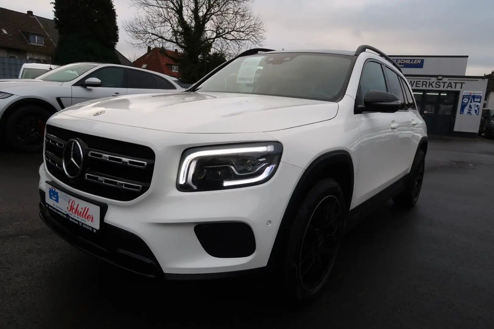 Mercedes-Benz GLB 220 d 4Matic#Ambiente# NightPaket# Panorama Bianco - 1