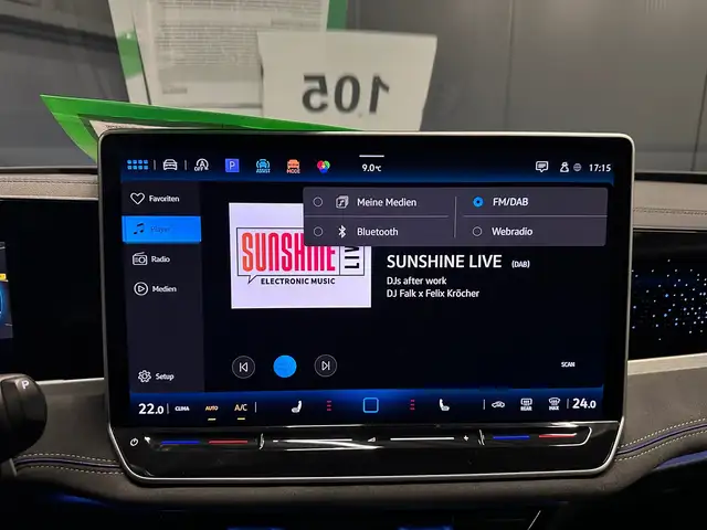 Volkswagen Passat view 30