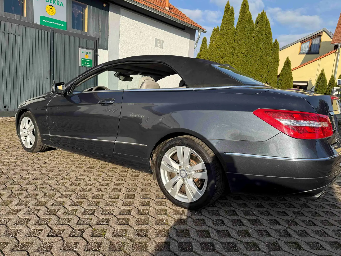 Mercedes-Benz E 220 E 220 CDI DPF Cabrio BlueEFFICIENCY 7G-TRONIC Gris - 1