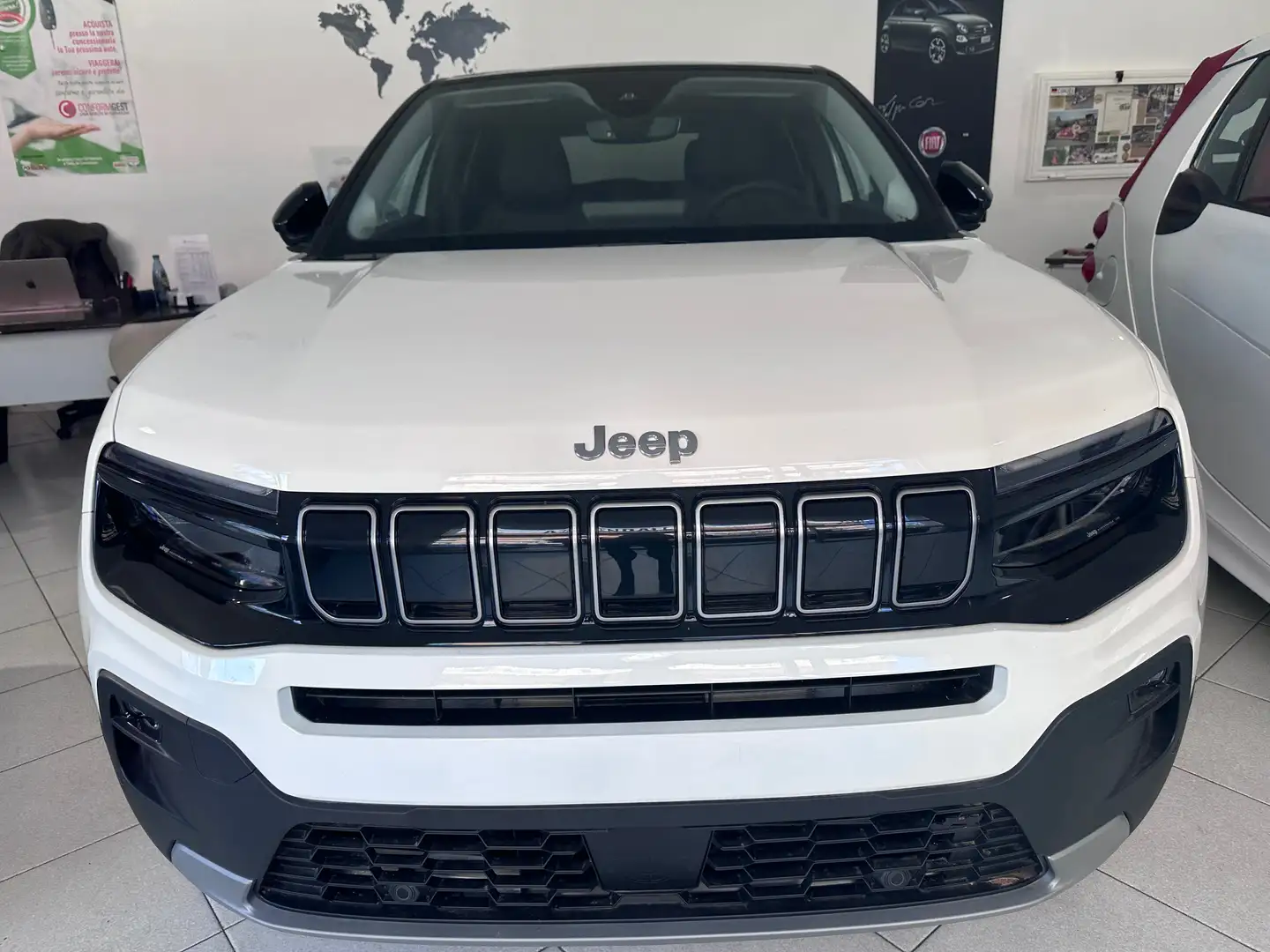 Jeep Avenger 1.2 turbo hybrid Summit 100cv edct6 PROMO-1000€ Grigio - 2