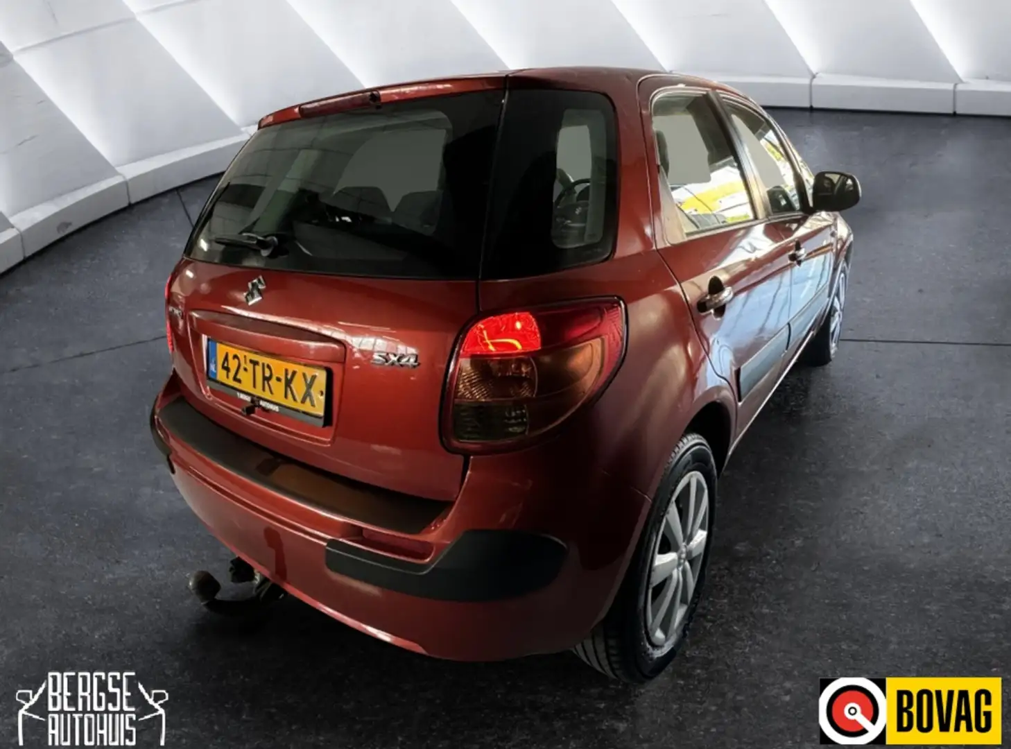 Suzuki SX4 1.6 Comfort AUT. Airco Usb Bt Nap Oranje - 2
