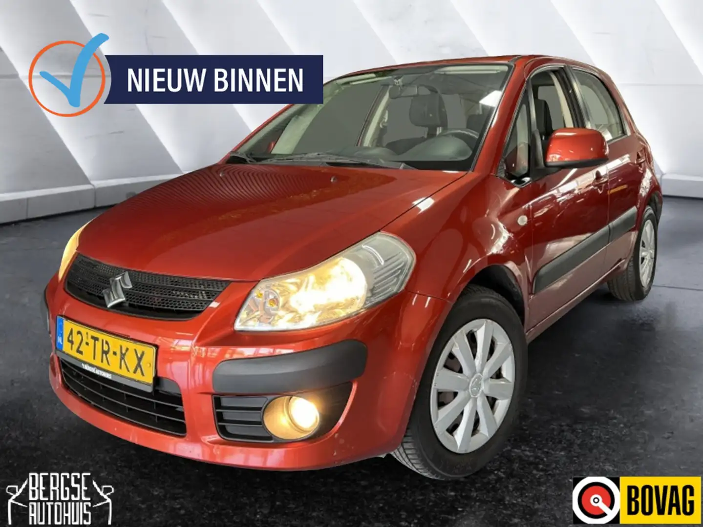 Suzuki SX4 1.6 Comfort AUT. Airco Usb Bt Nap Oranje - 1