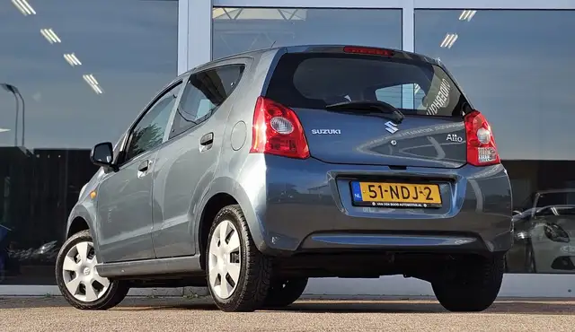 Suzuki Alto view 4