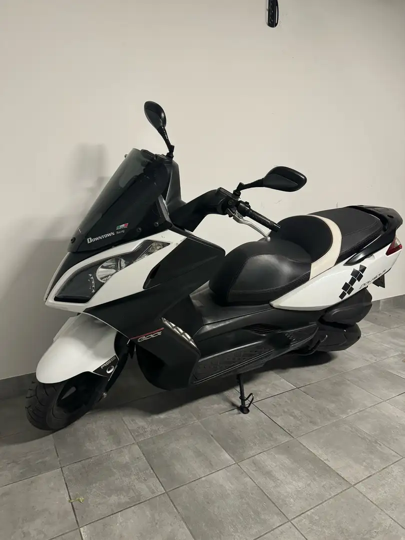 Kymco Downtown 300i abs Wit - 2