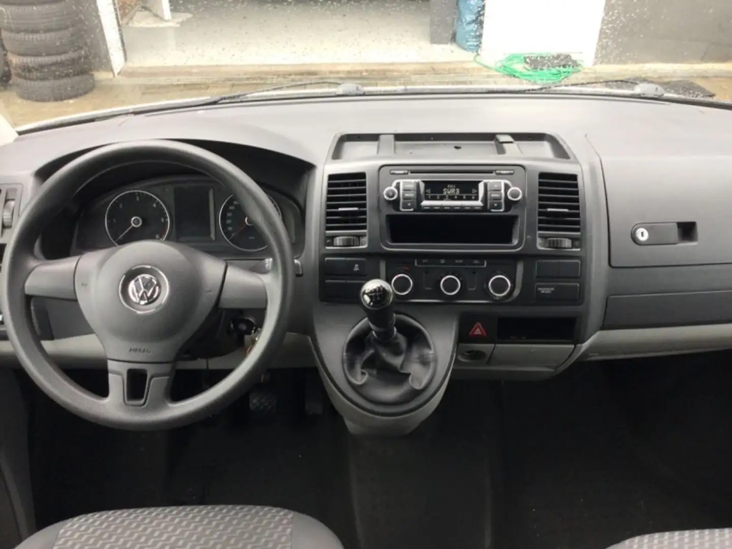 Volkswagen T5 Caravelle 2.0 TDI 84CV PL Kombi Alb - 1