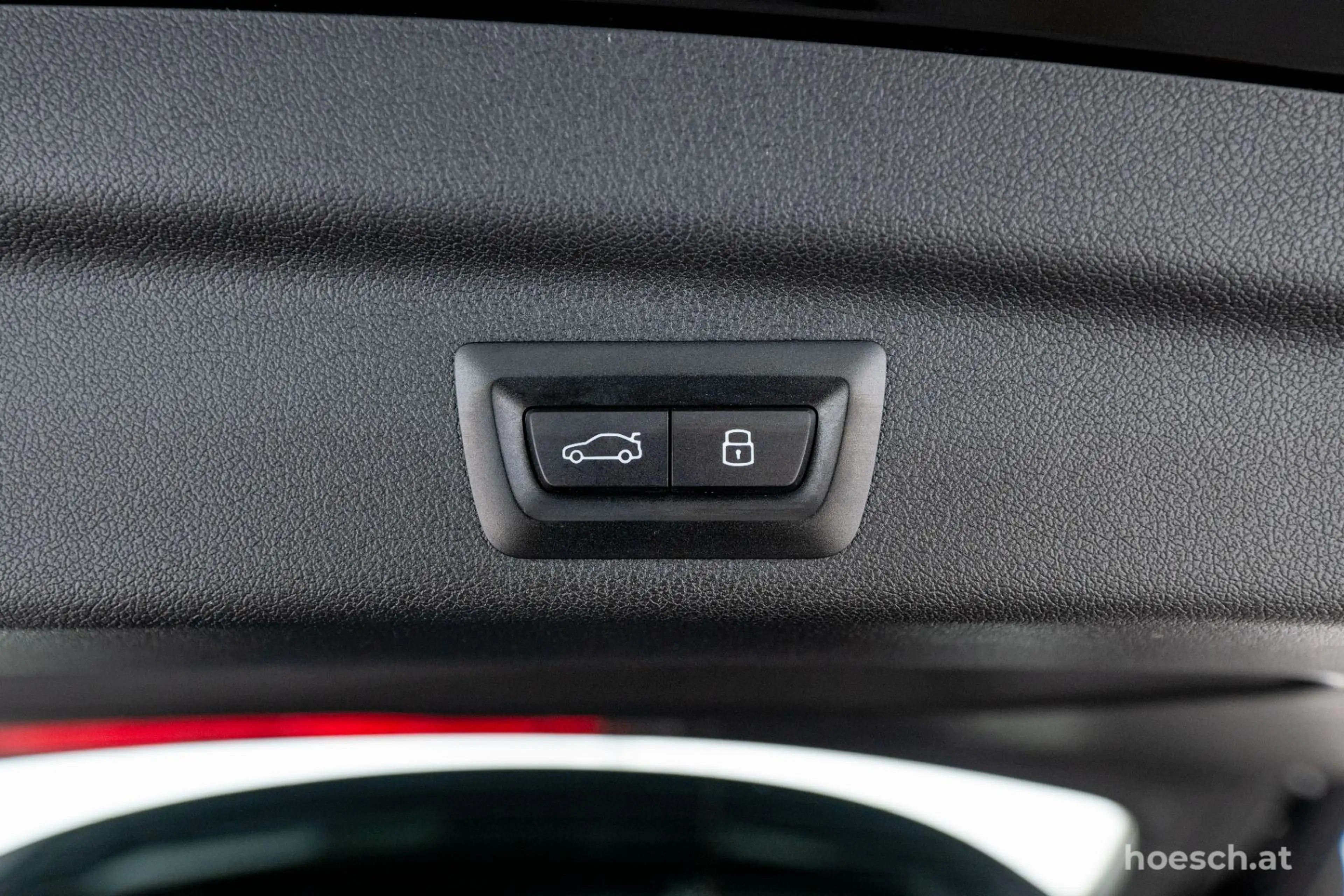 BMW 225 e xDrive Active Tourer M-Sport PREMIUM PANO -47% — photo 9