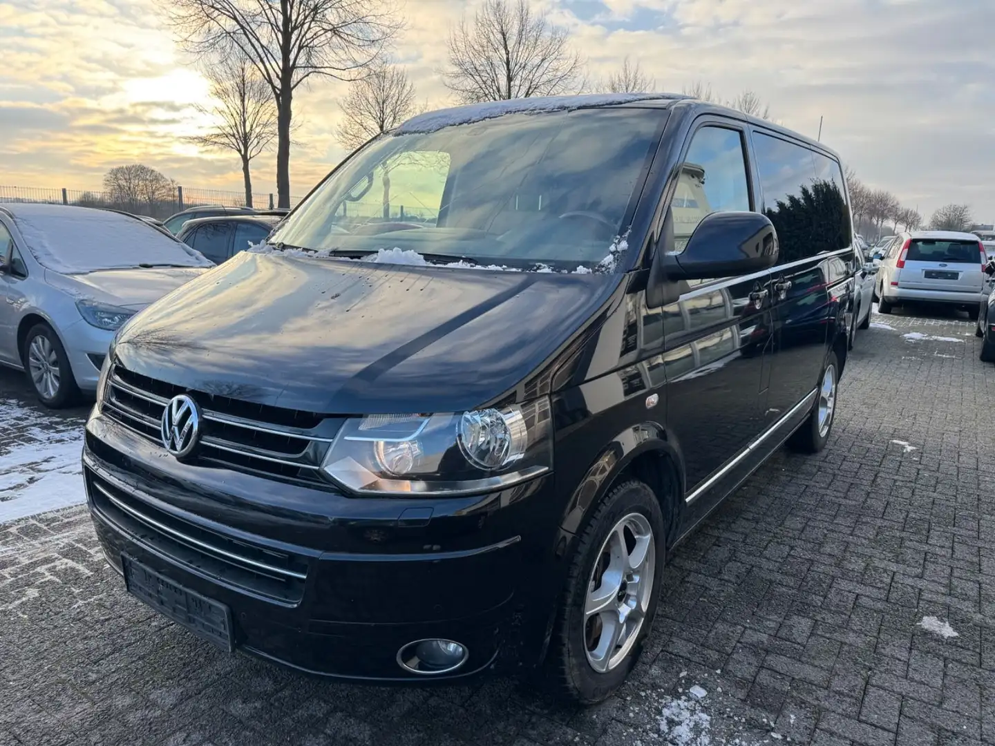 Volkswagen T5 Transporter Bus Multivan Highline Noir - 1