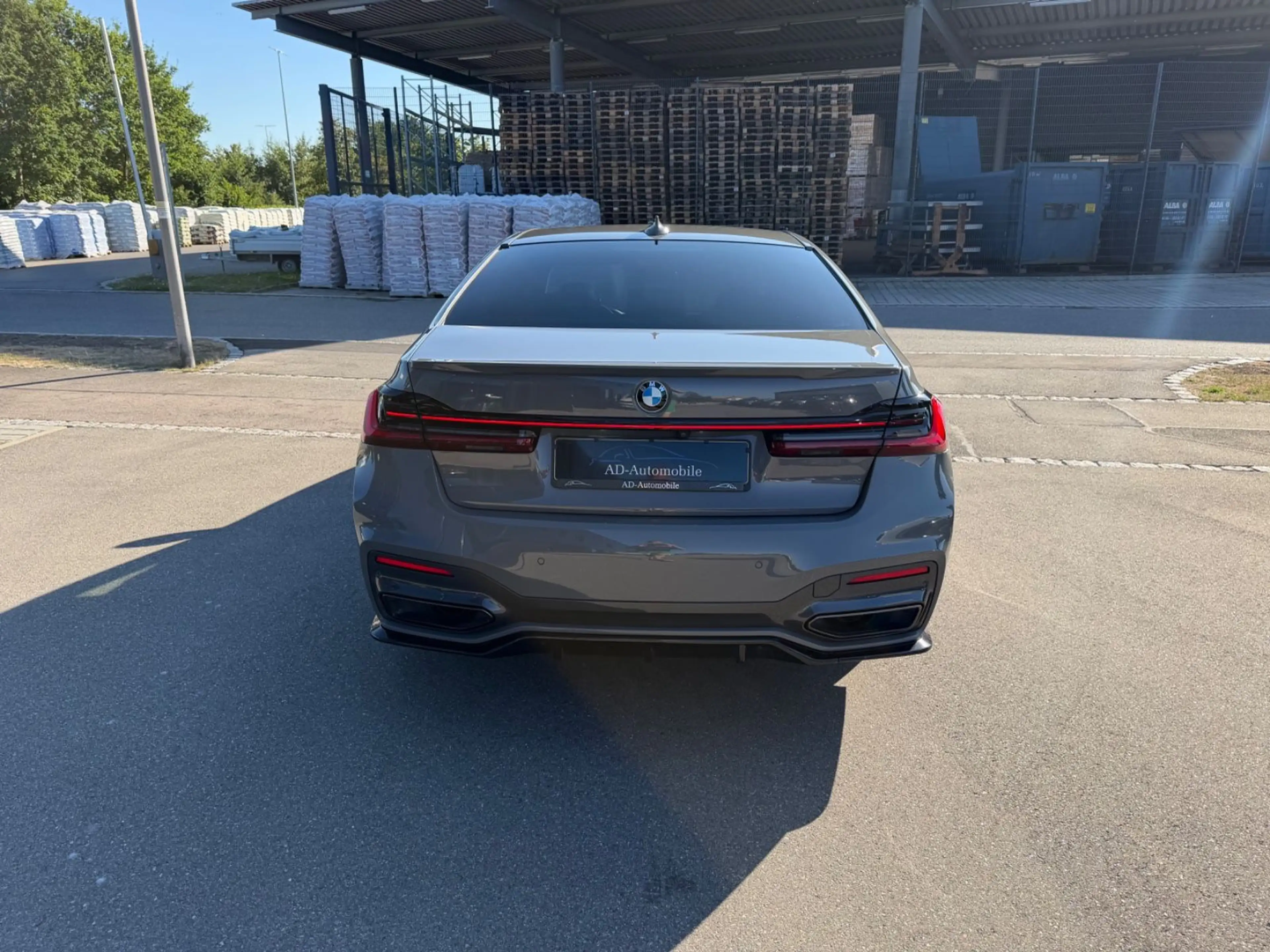 BMW 745 e M Sport 20 Zoll Laser Head Up 360° Soft — photo 7