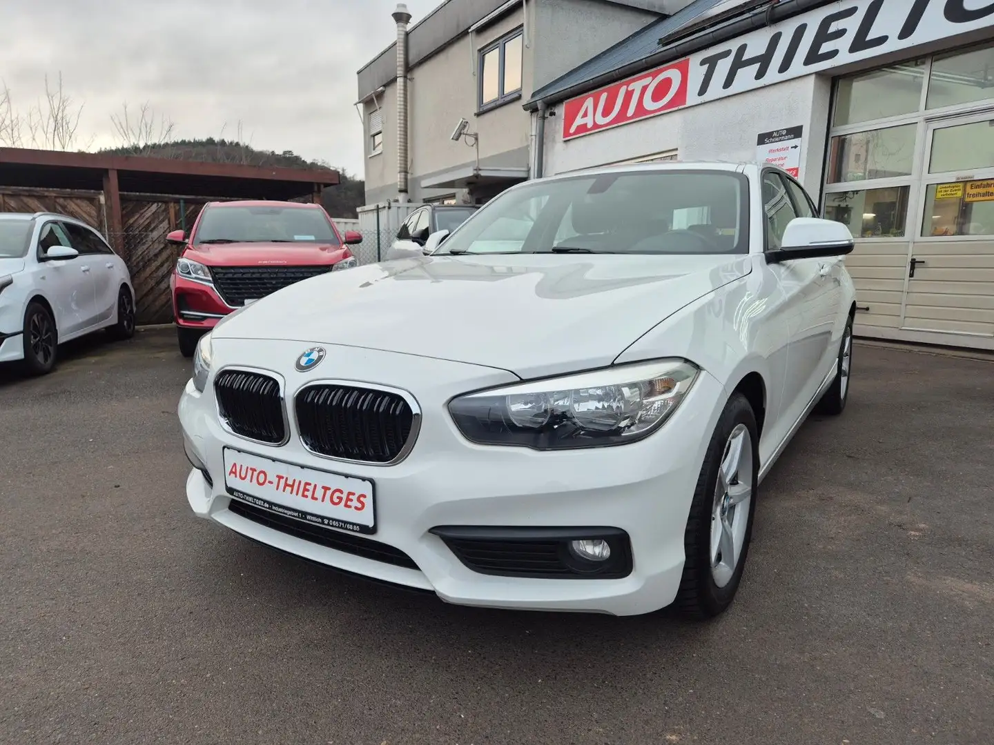 BMW 116 D Advantage, Facelift Modell !! Weiß - 1