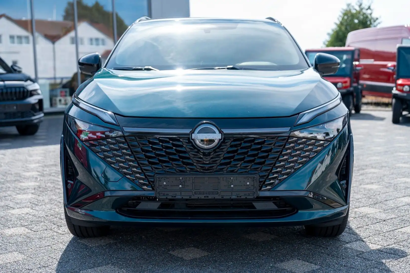 Nissan Qashqai N-Design 4x4 ( 29% unter UVP*) Grün - 2