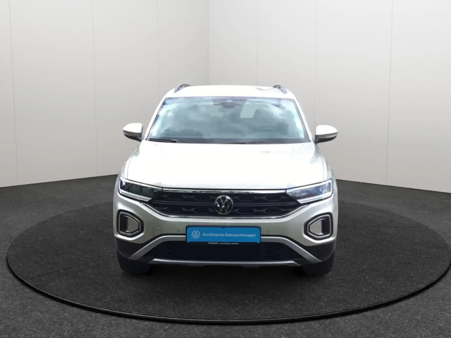 Volkswagen T-Roc 1.0TSI Move LED Navi STHZ Rear View BeatsSound Zilver - 2