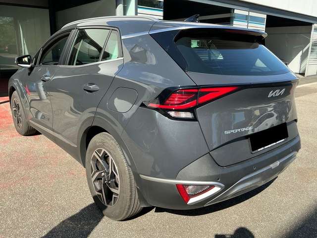 Kia Sportage 1.6 TGDI Mild-Hybrid Business 1