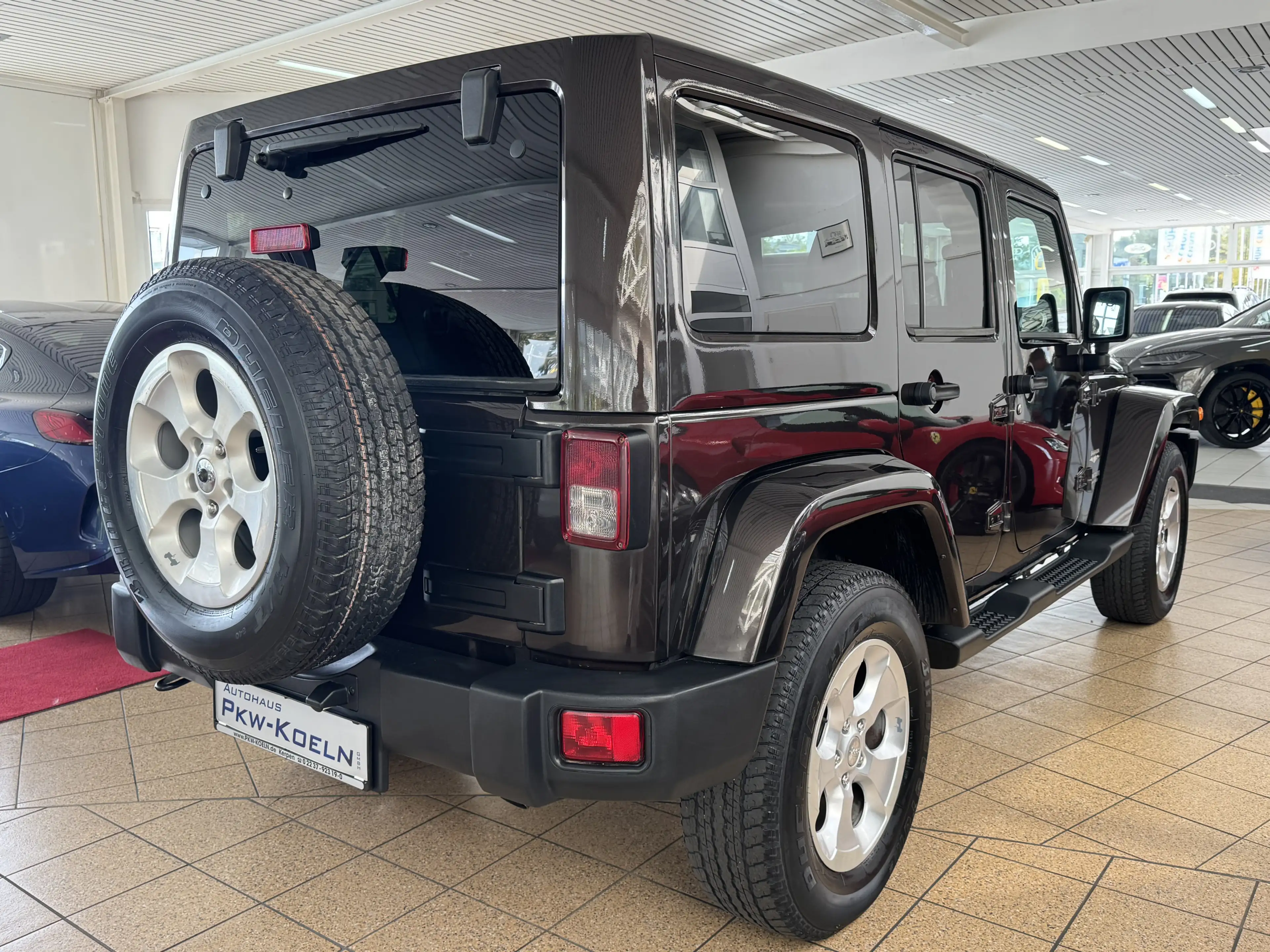 Jeep Wrangler 2.8 CRD S Unlimited Sahara Cabrio — photo 2