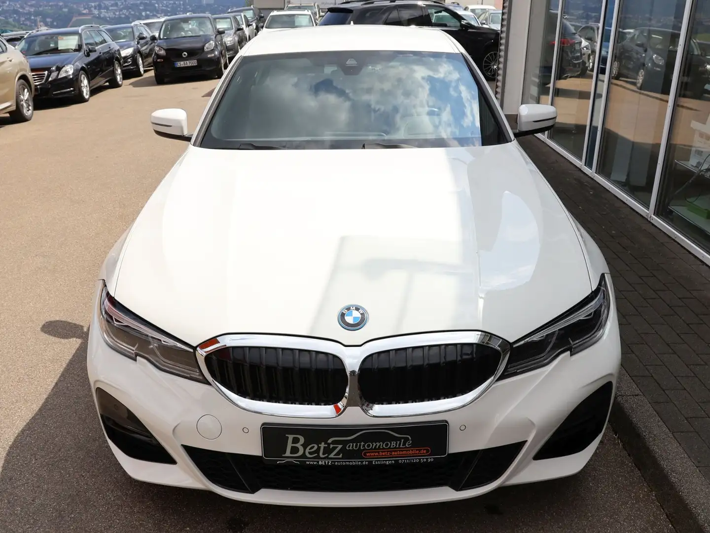 BMW 330 e M Sport 3 Lim. HUD Laser Virtual Weiß - 2