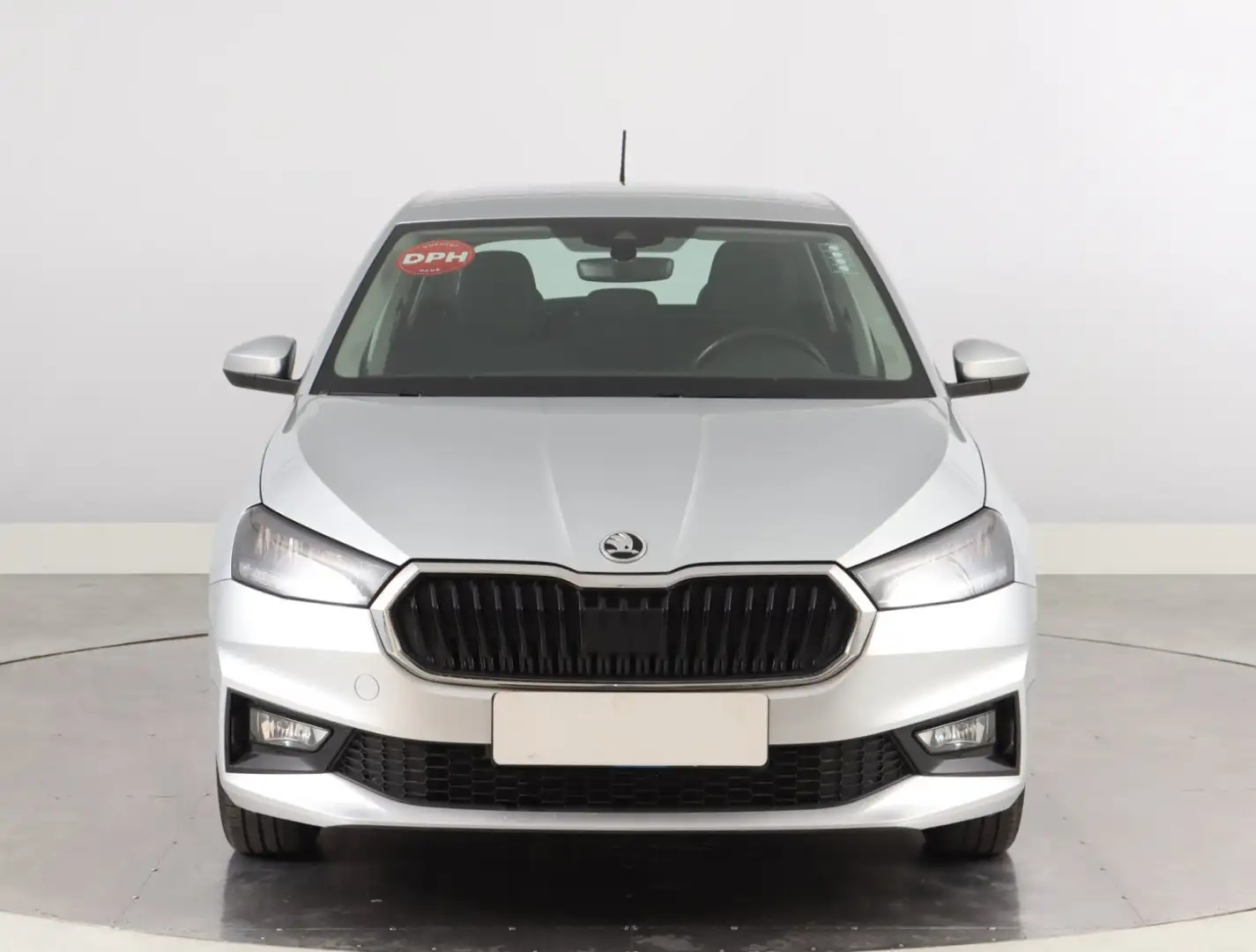 Skoda Fabia 1.0 TSI Ambition ACC AUT LED PDC SpurH Zilver - 2
