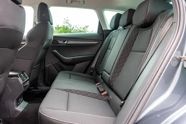 Skoda Karoq view 9