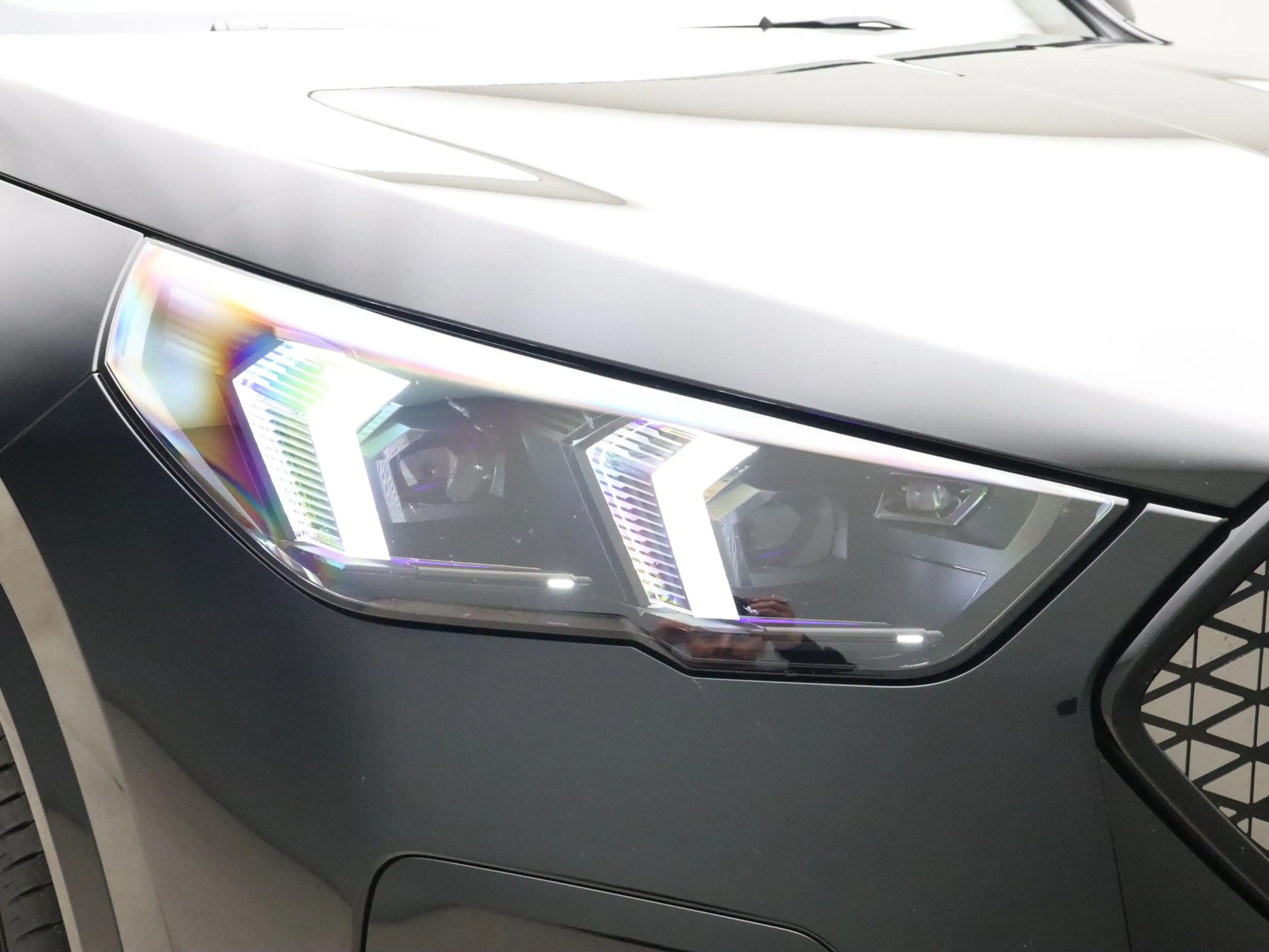 BMW iX2 eDrive20 M Sport Pro 67 kWh — photo 10
