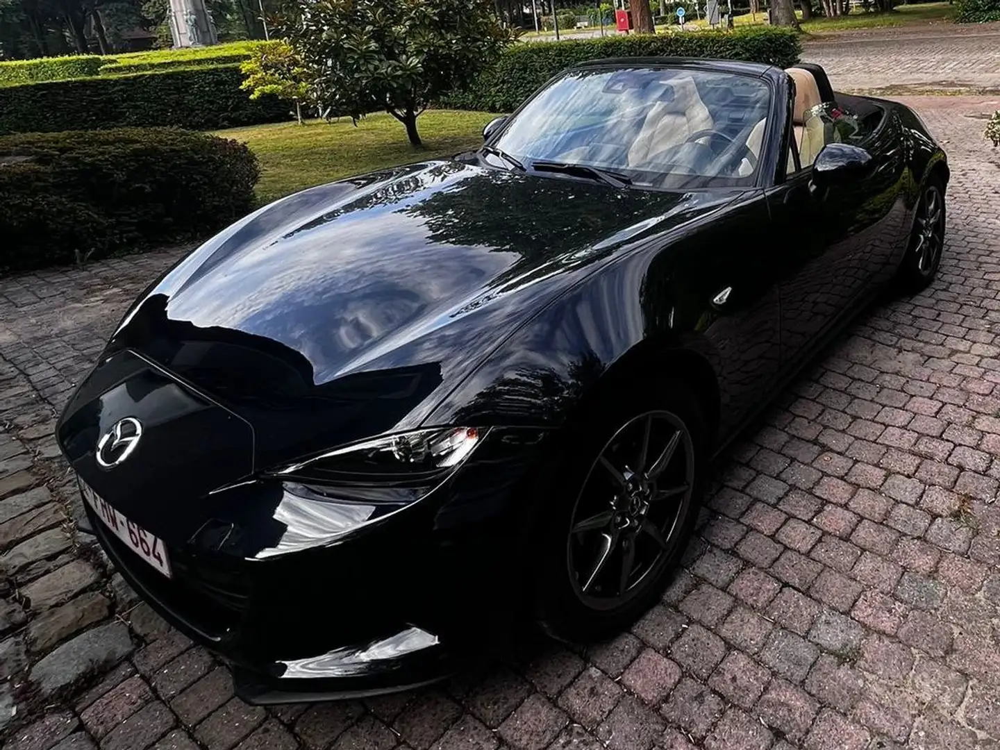 Mazda MX-5 MX-5 RF SKYACTIV-G 132 Sports-Line Noir - 1