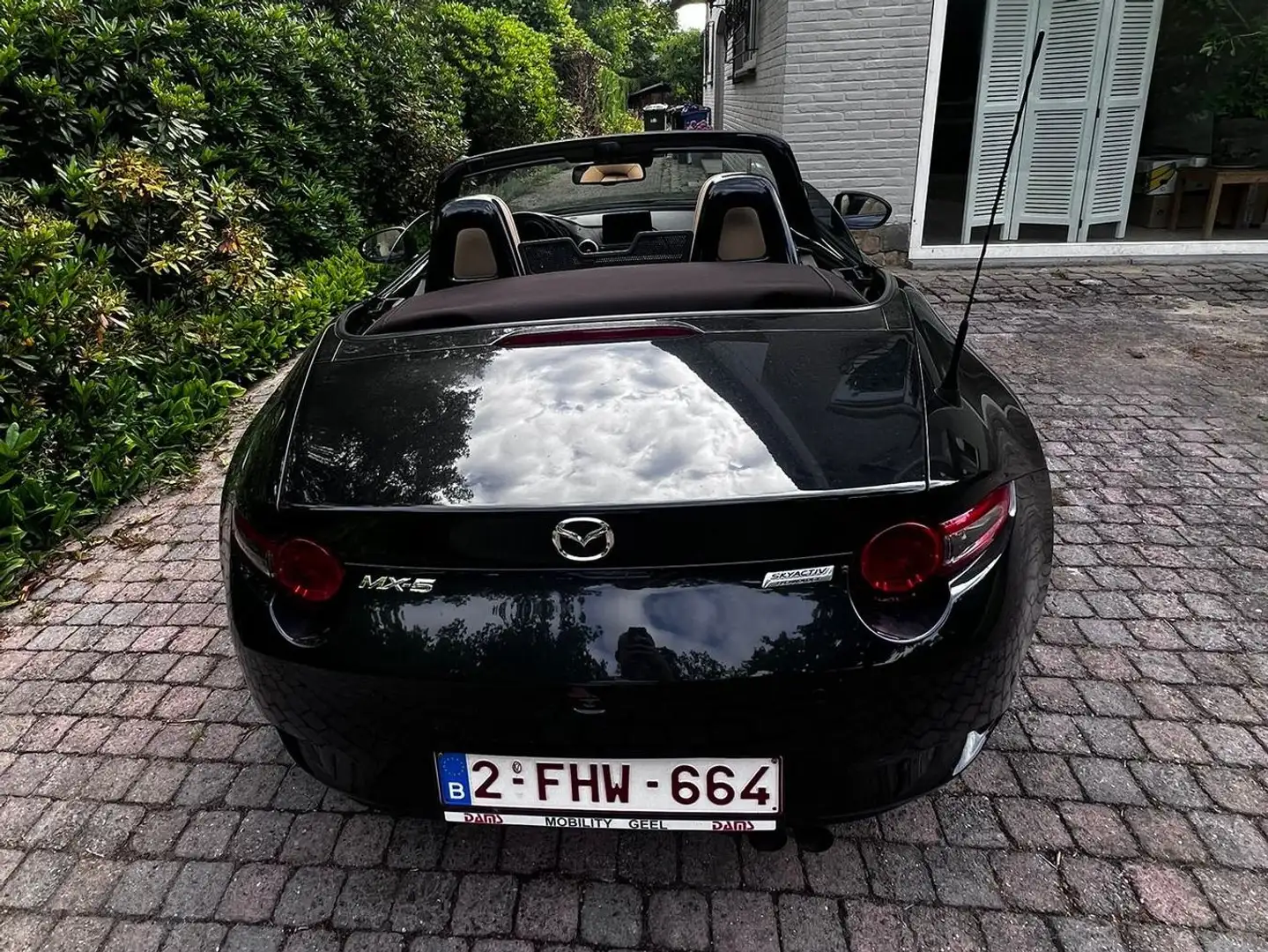 Mazda MX-5 MX-5 RF SKYACTIV-G 132 Sports-Line Noir - 2