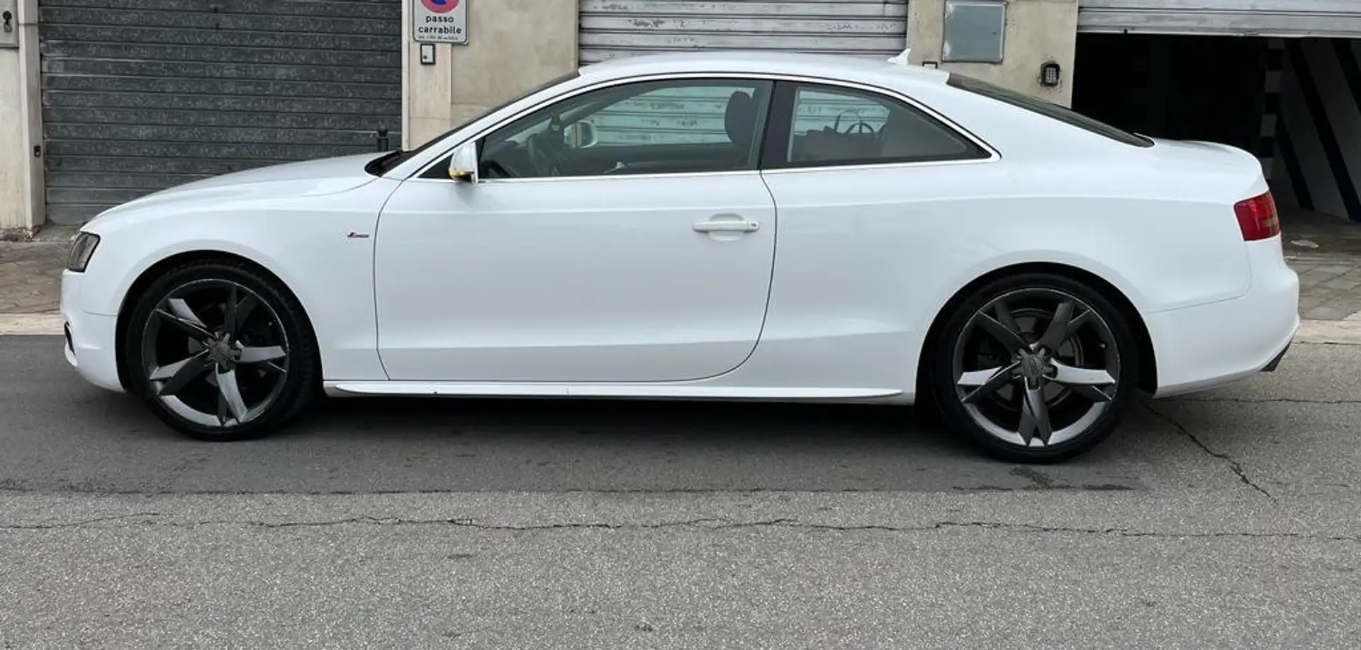 Audi A5 Coupe 2.0 tdi Ambition fap - 1