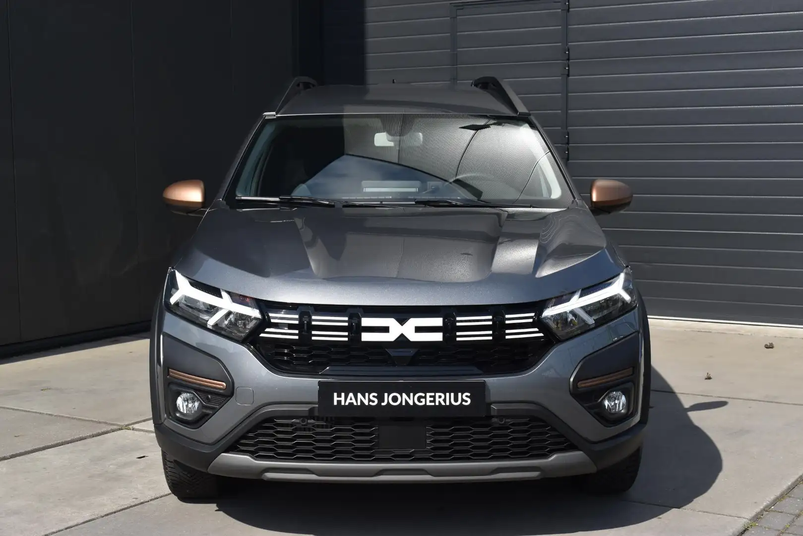 Dacia Jogger TCe 110 Extreme | 7 PERSOONS | NAVI | CAMERA | STO Grijs - 2