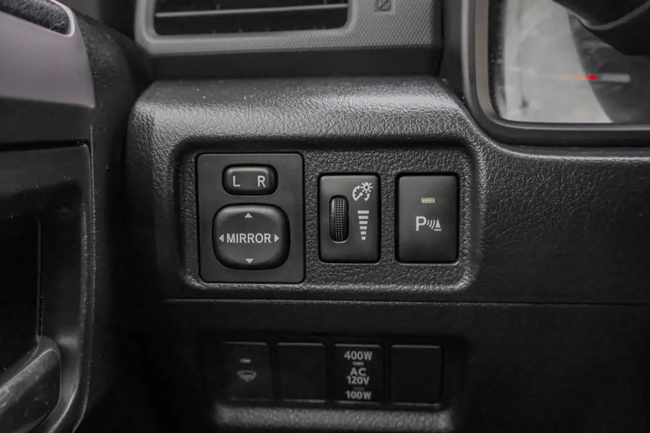 Toyota 4-Runner снимка Toyota 4-Runner
