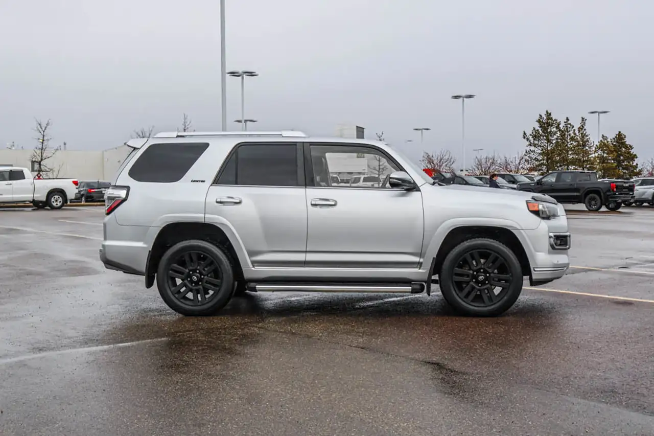 Toyota 4-Runner снимка Toyota 4-Runner