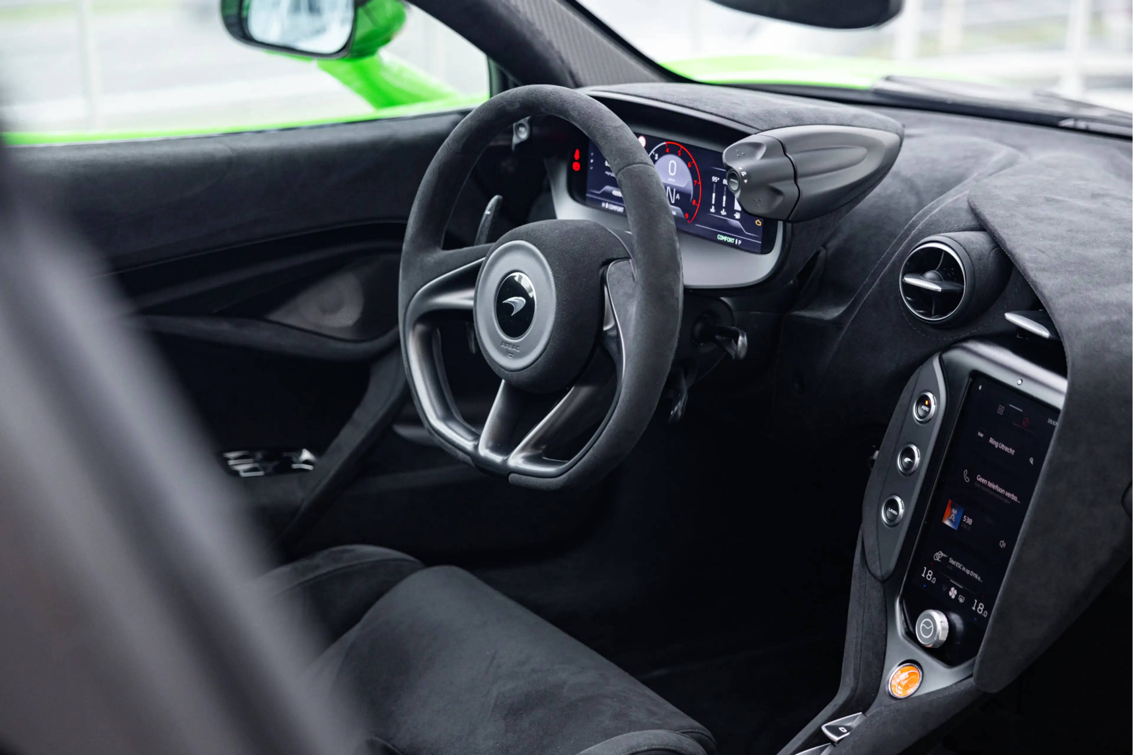 McLaren 750S Spider 4.0 V8 | Mantis Green | Full Carbon | P1 Se — photo 3