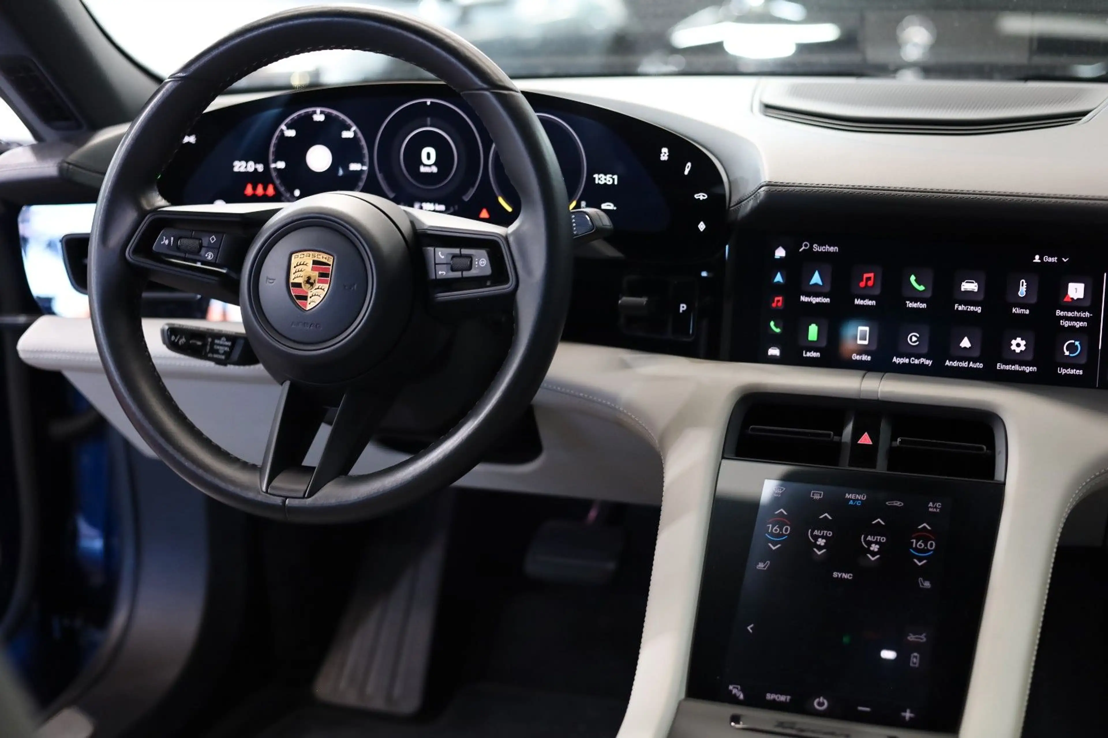Porsche Taycan 4 S*93;4KwH*571PS*ACC*Pano*360°Sound — photo 14