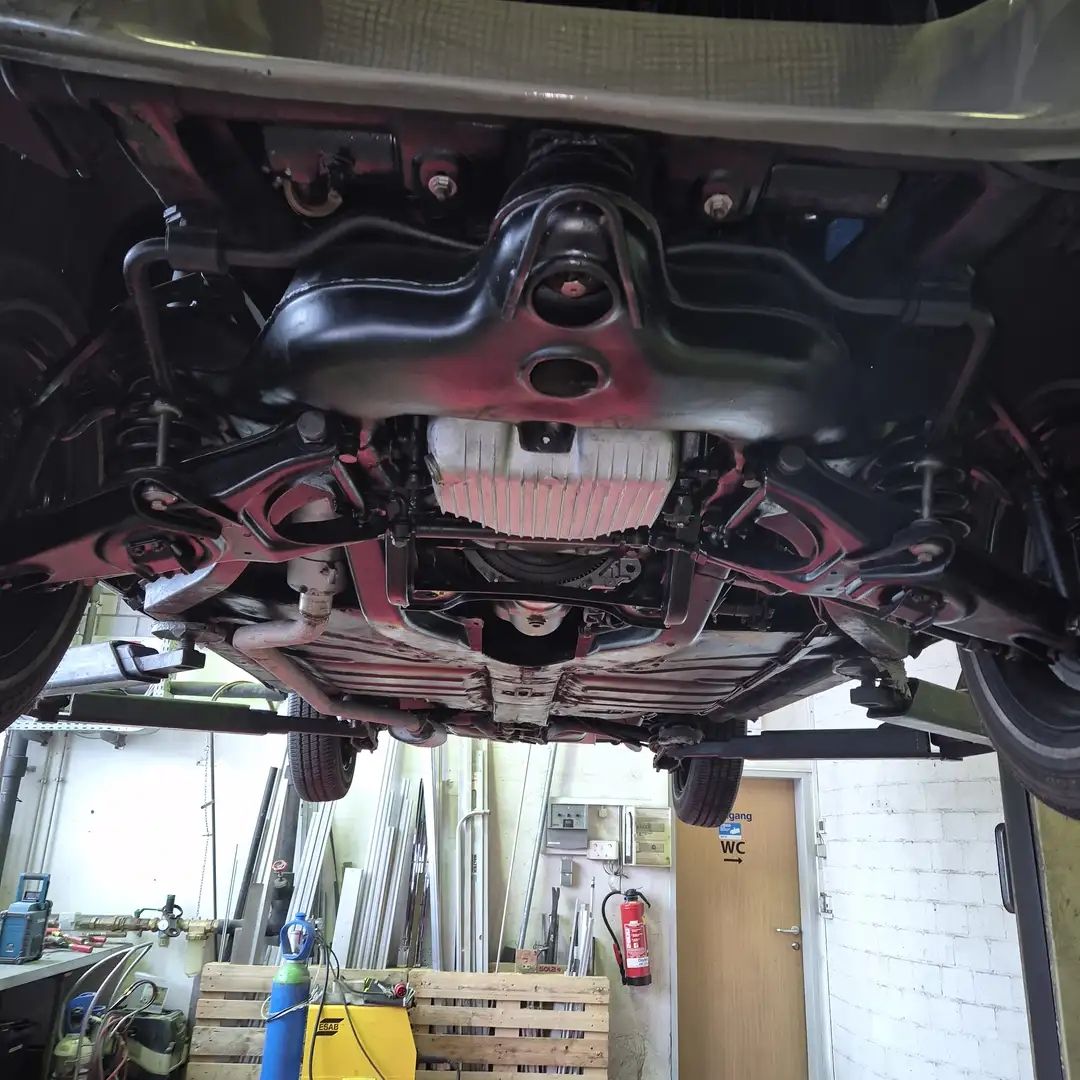 Mercedes-Benz 220 Grau - 1