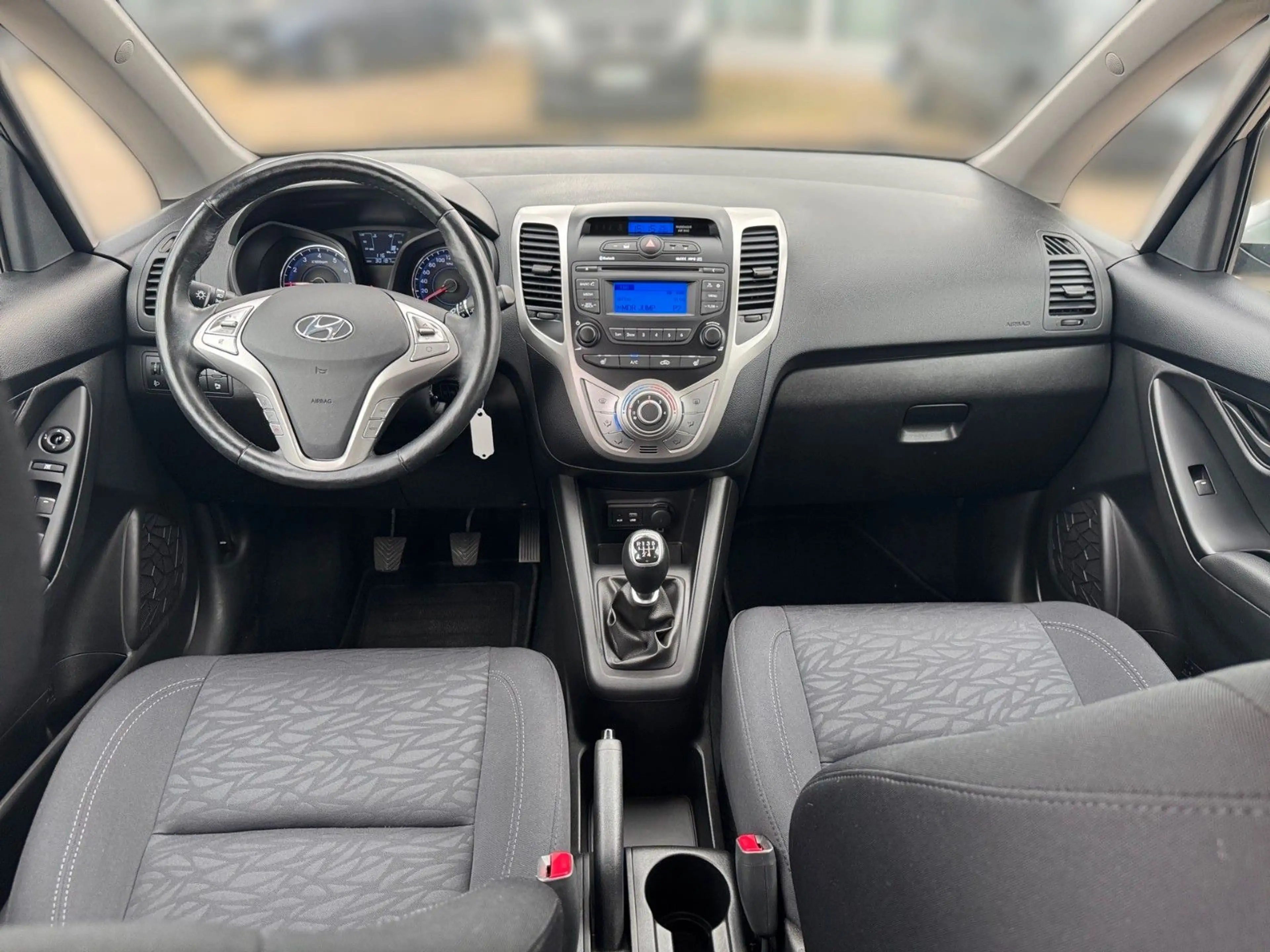 Hyundai iX20 1.4 blue YES! PDC SZH LKHZ BLUETOOTH — photo 12