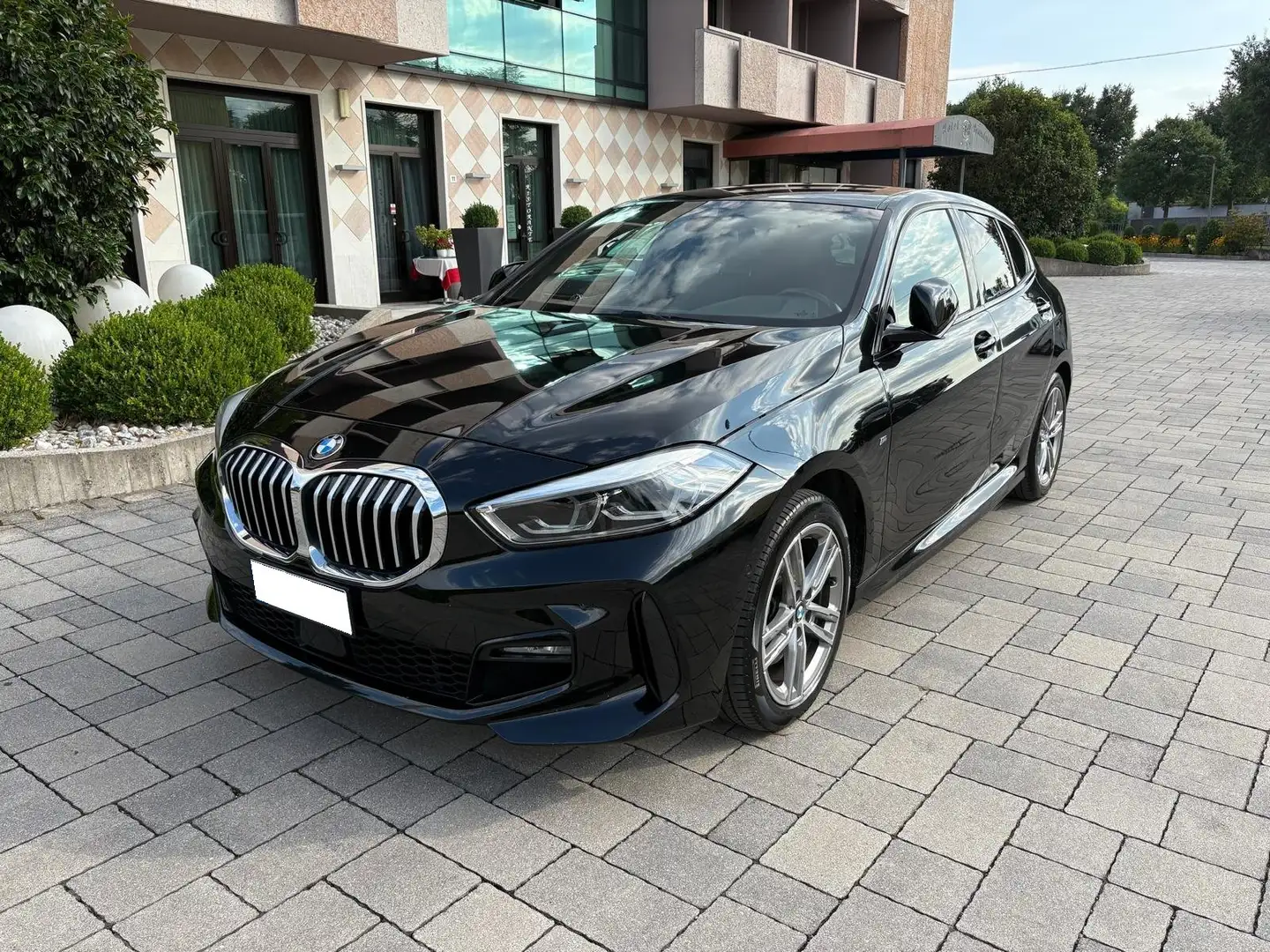 BMW 116 Serie 1 F40 116d Msport auto Nero - 1
