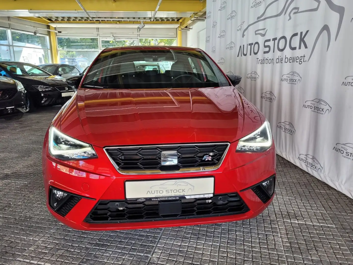 SEAT Ibiza 1.0 TSI FR BEATS PDC ACC Navi LED Alcantar Rot - 2