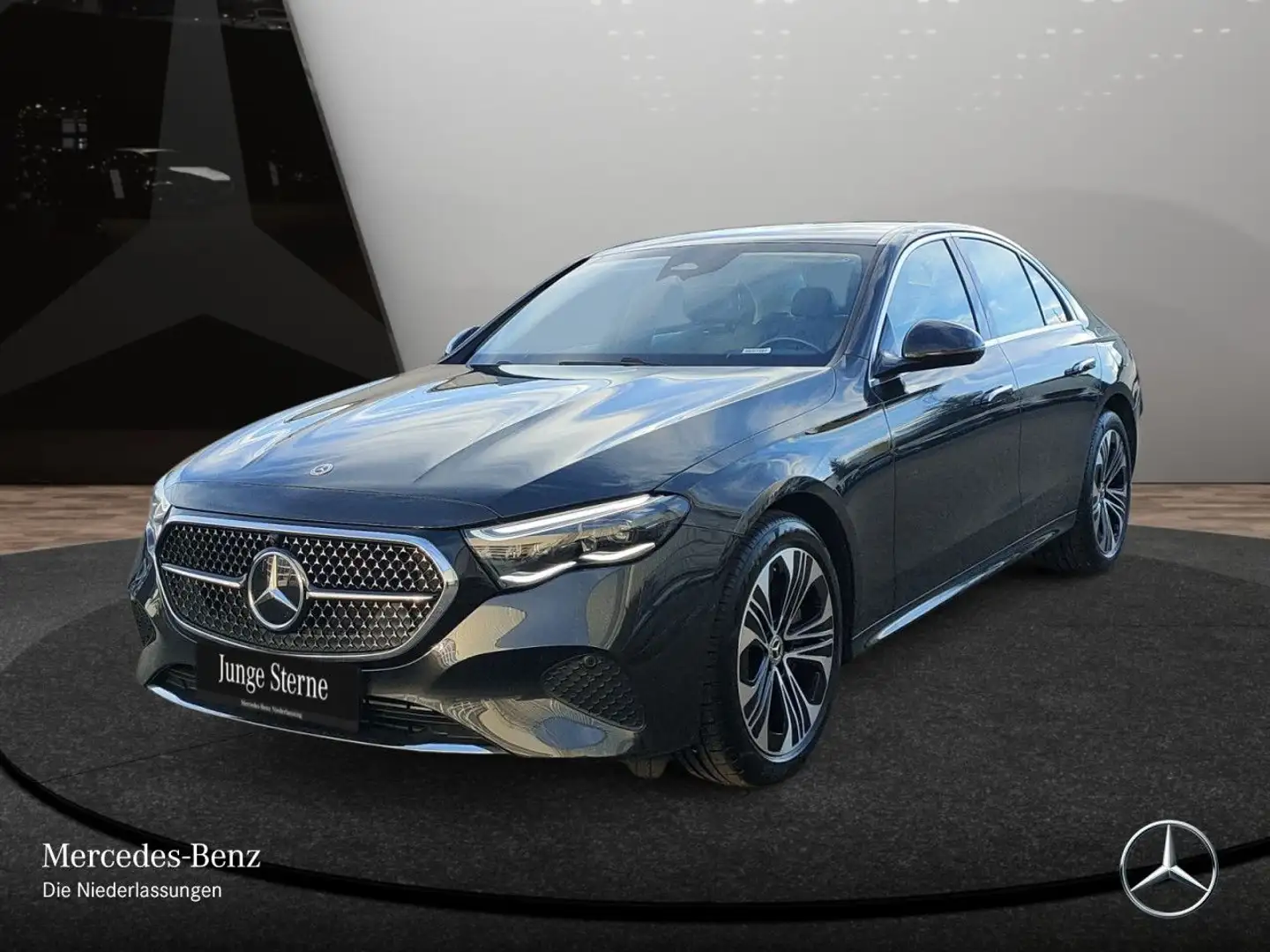 Mercedes-Benz E 300 e Hybrid Avantgarde 360° Distr. Spurhalt-Ass Grau - 2