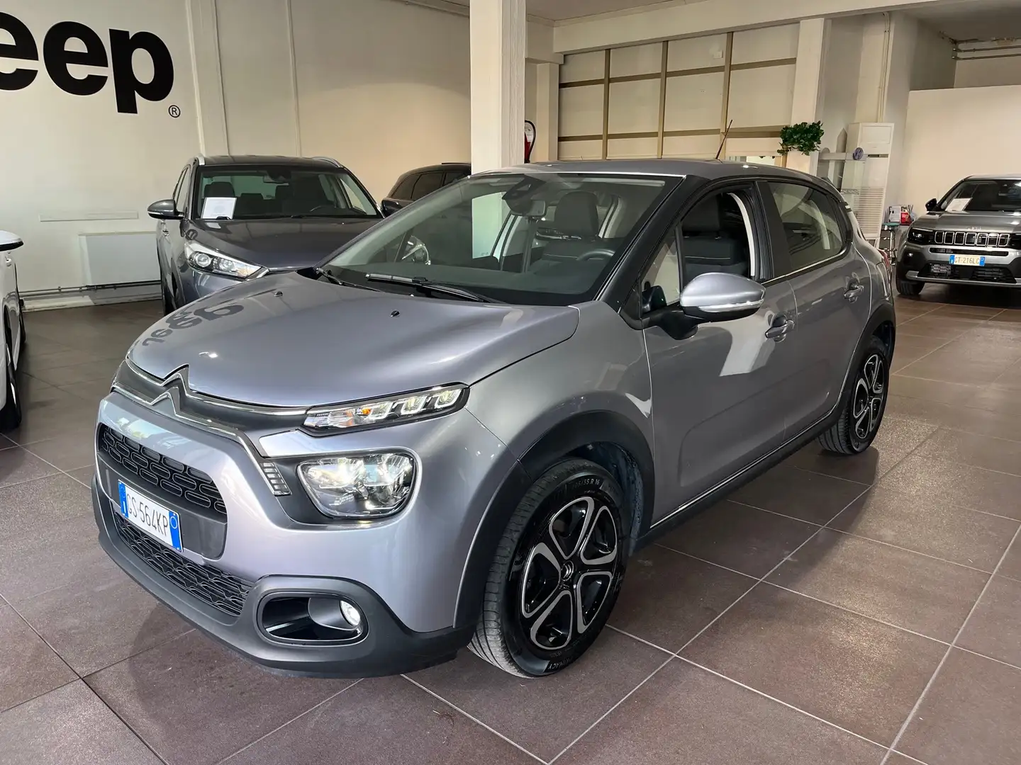 Citroen C3 1.2 82CV UNICO PROP. Gris - 1