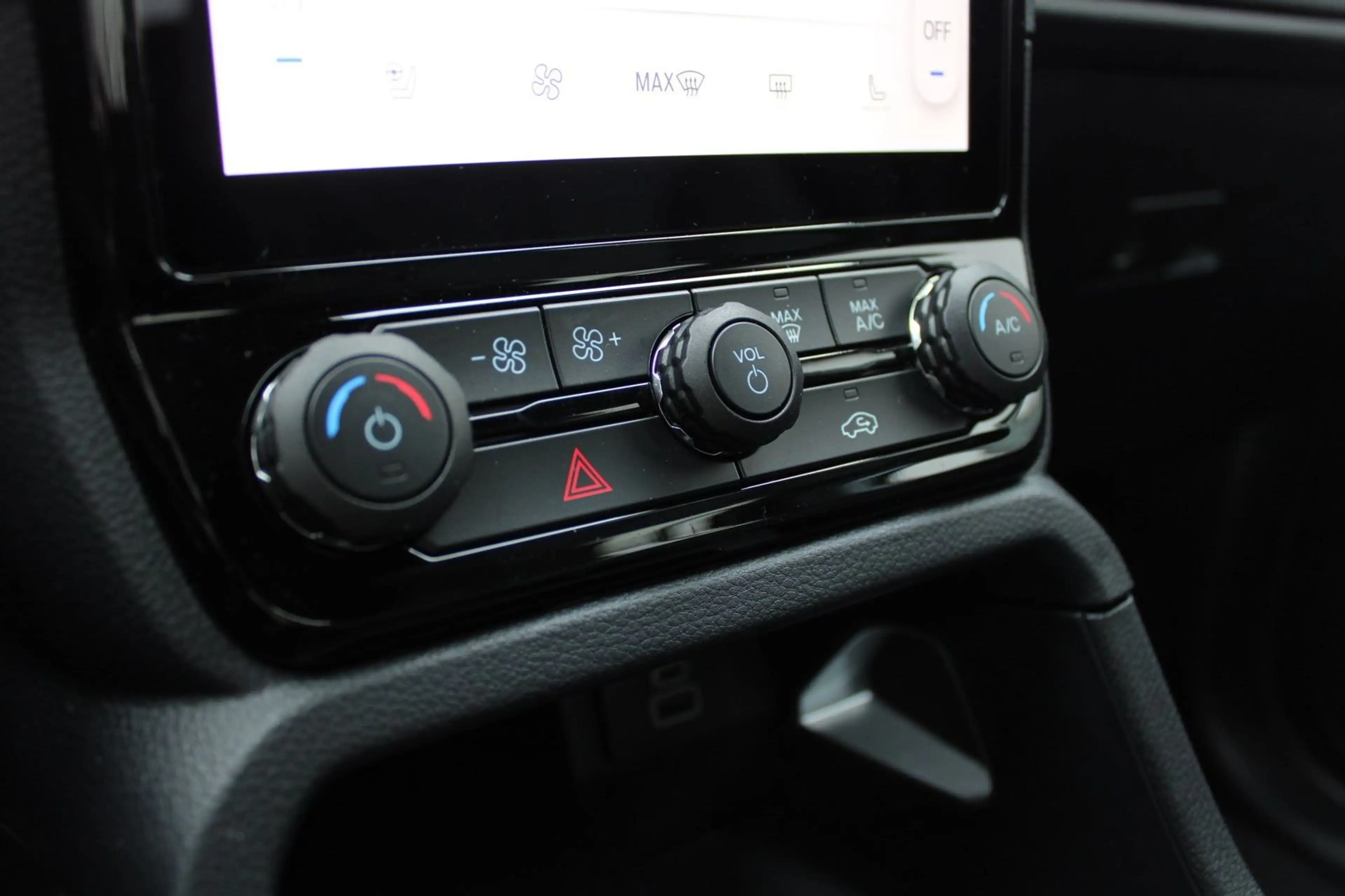 Ford Ranger Wildtrak e-4WD Doppelkabine — photo 13
