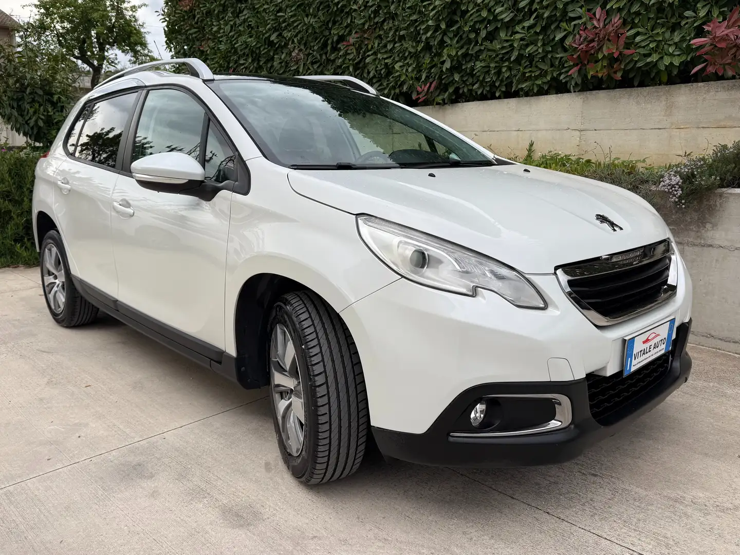 Peugeot 2008 1.6 e-hdi 8v Allure Blanc - 2