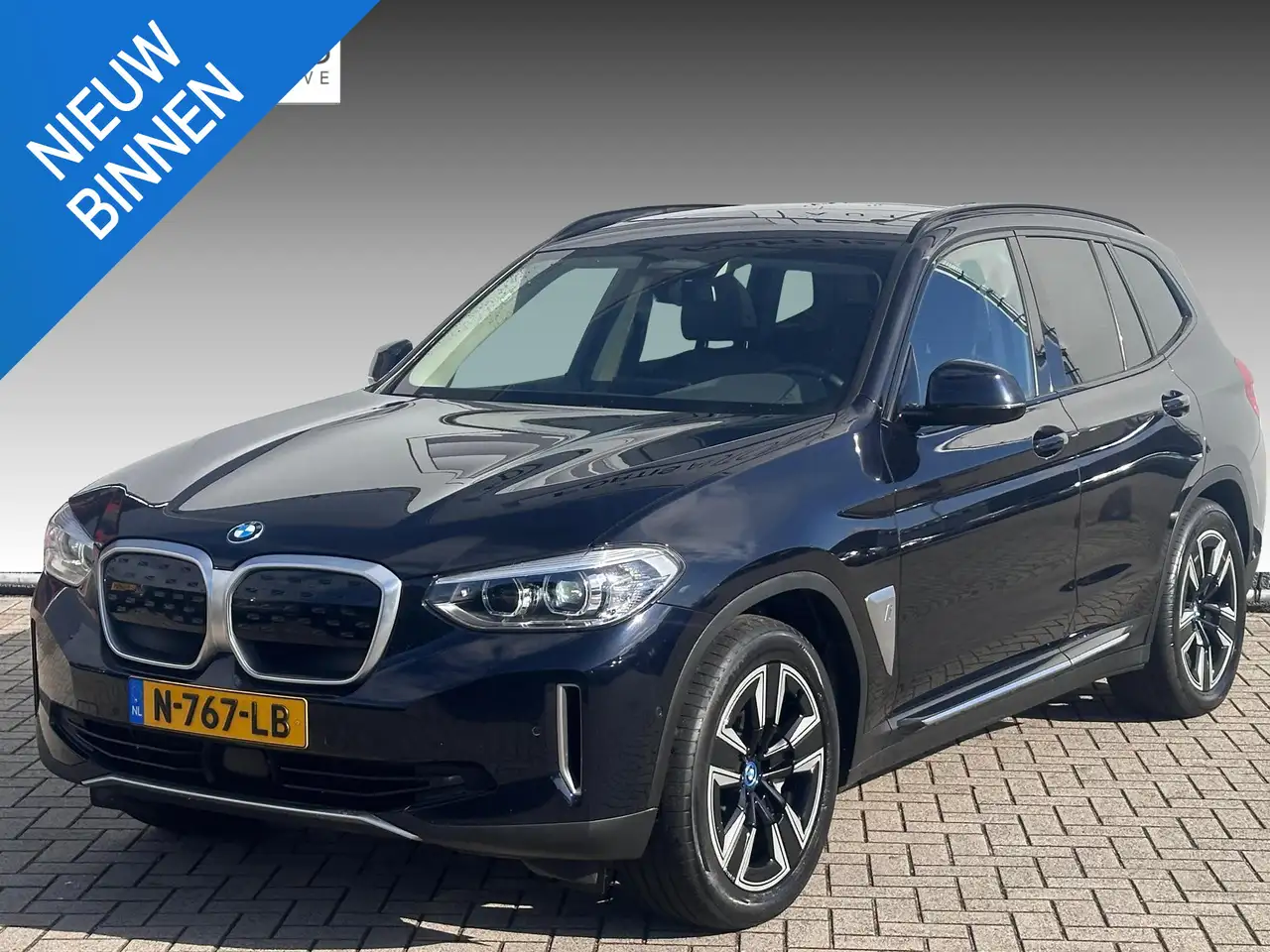BMW iX3