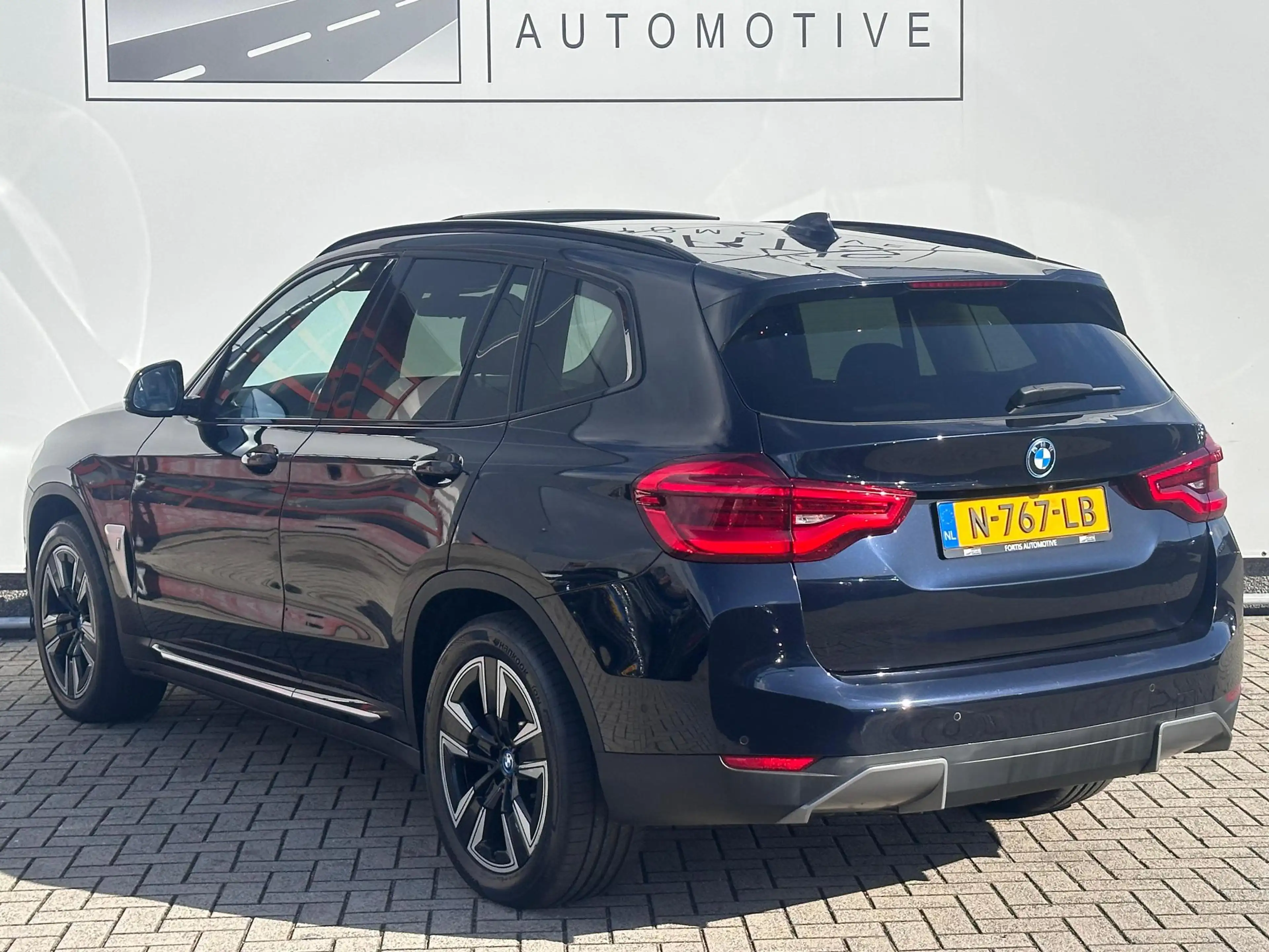 BMW iX3 Executive 80 kWh NL-AUTO | PANODAK | TREKHAAK| SOH — photo 21