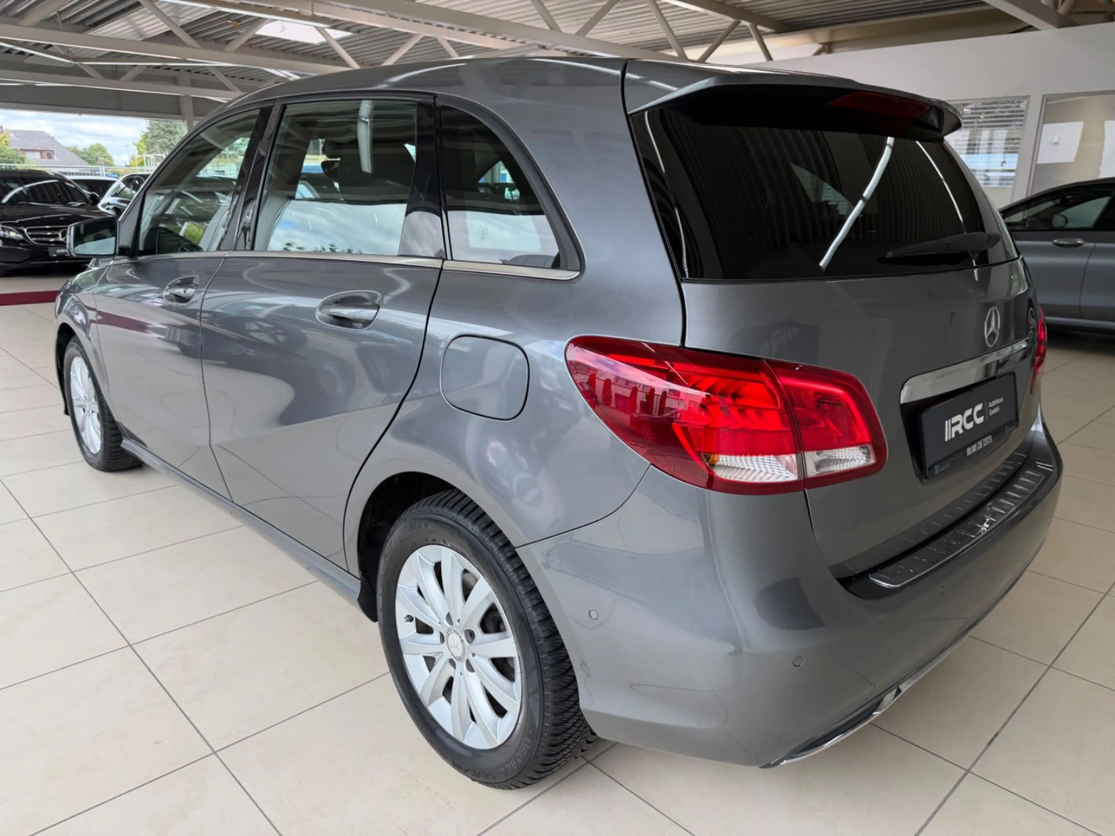 Mercedes-Benz B 180 d Automatik Navi — photo 8