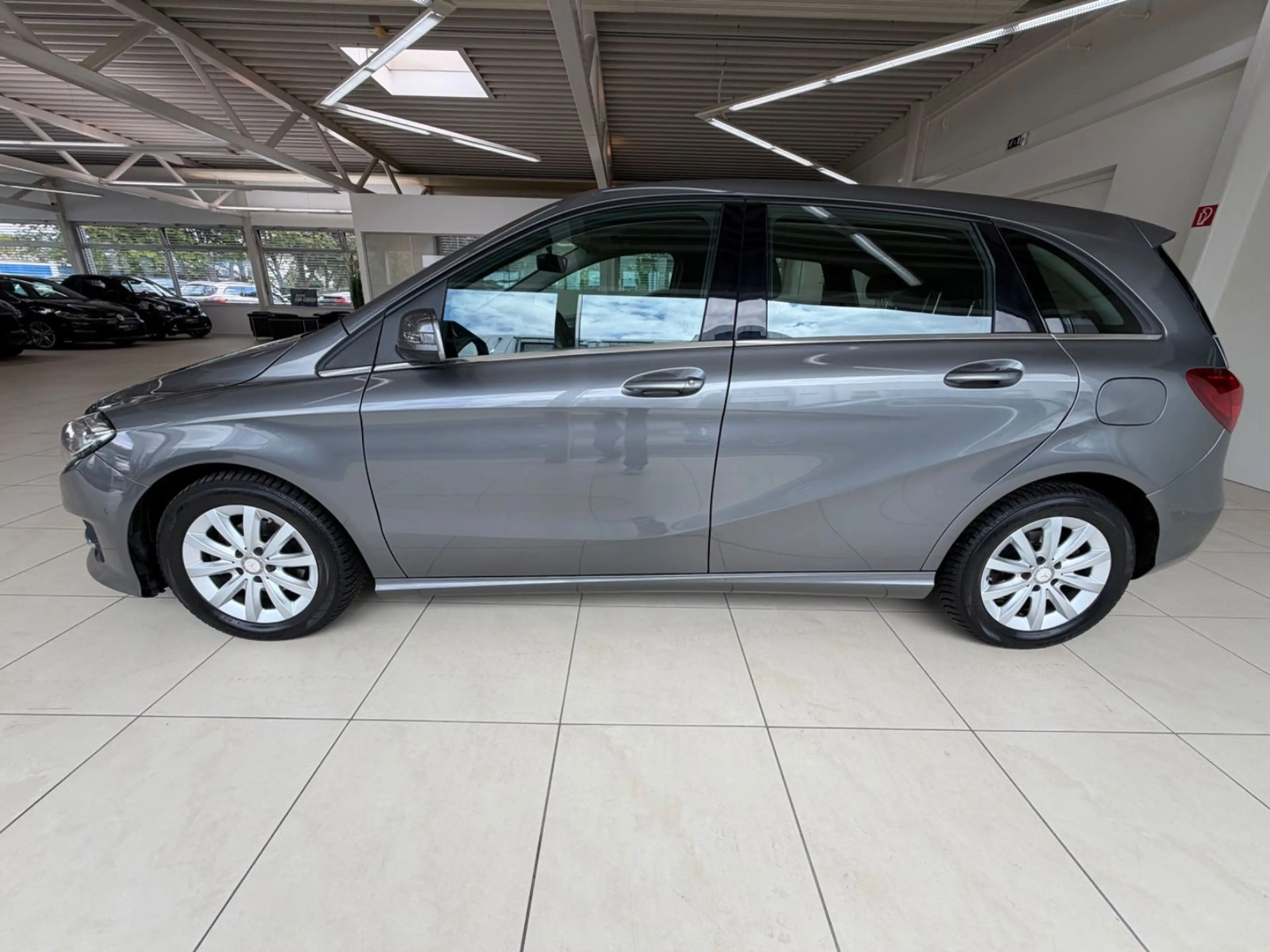 Mercedes-Benz B 180 d Automatik Navi — photo 9