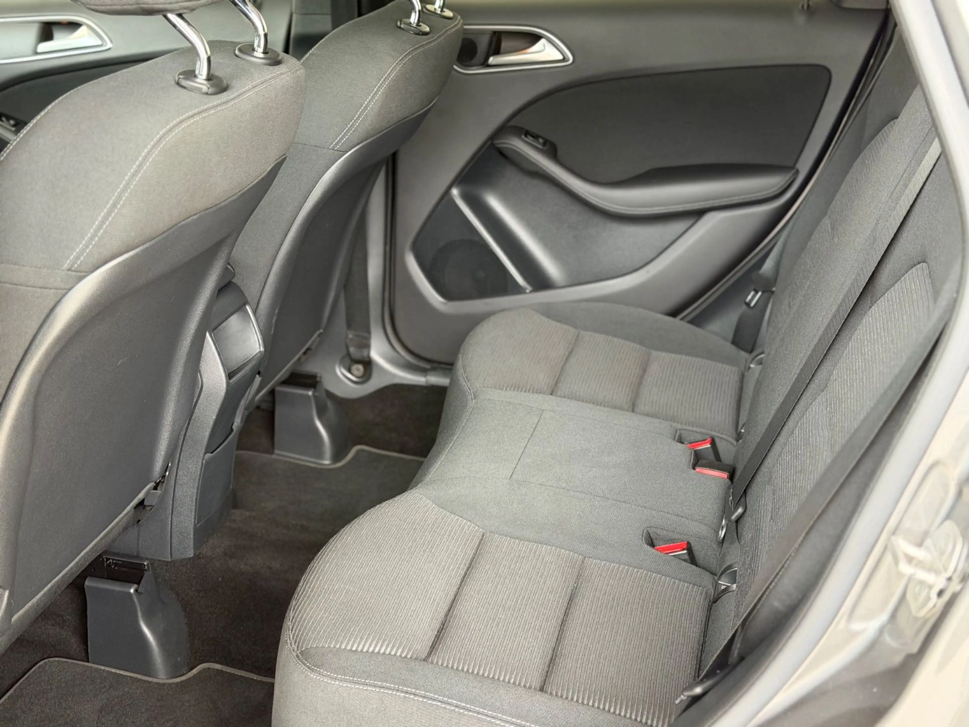 Mercedes-Benz B 180 d Automatik Navi — photo 14