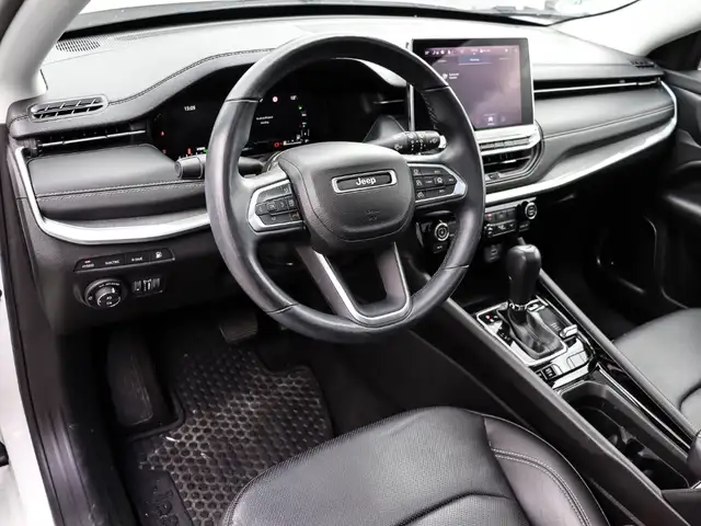 Jeep Compass view 5