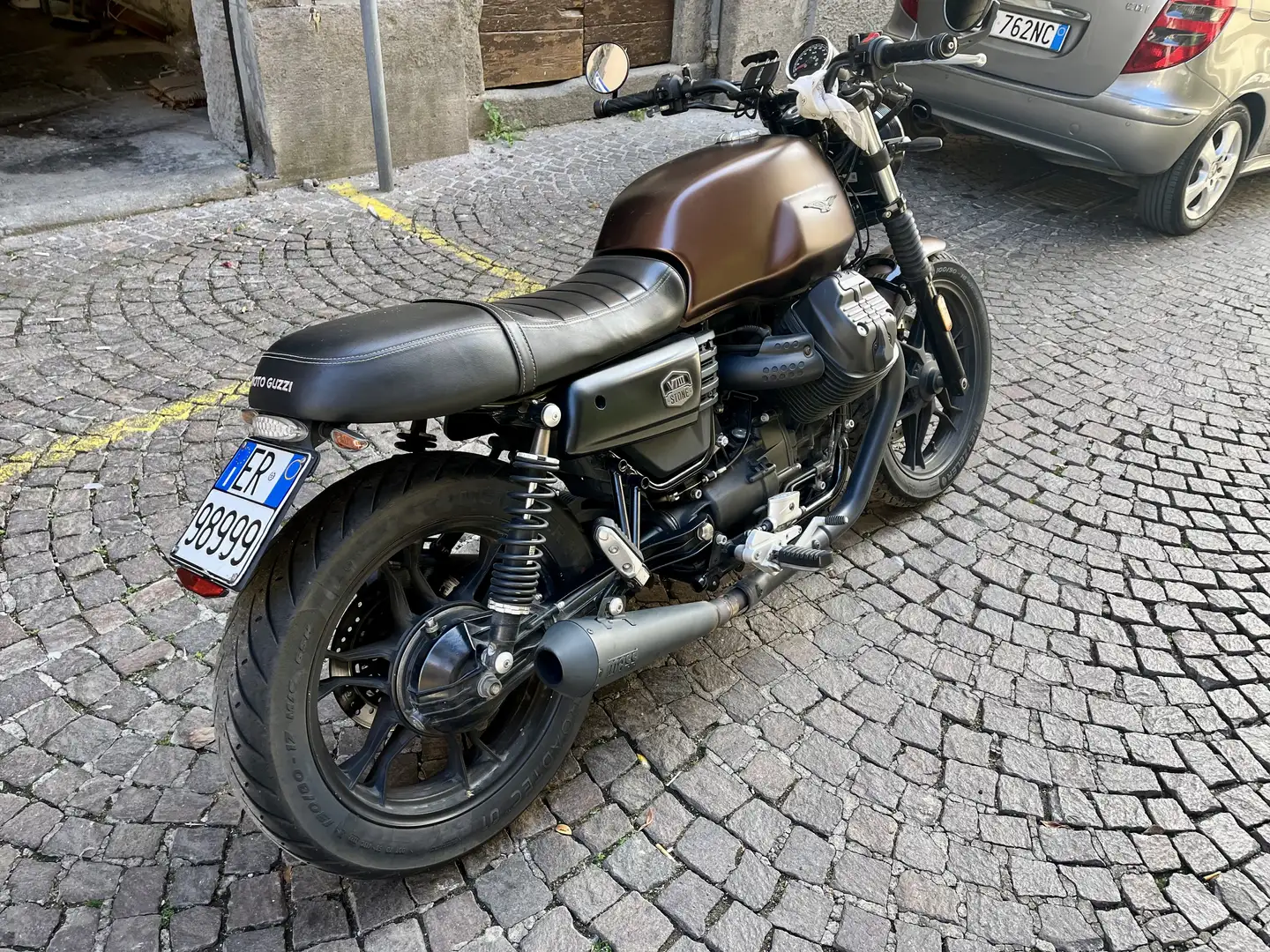 Moto Guzzi V 7 III Stone Night Pack - 2