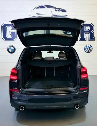 BMW X3 view 9
