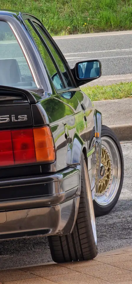 BMW 325i, foto 1